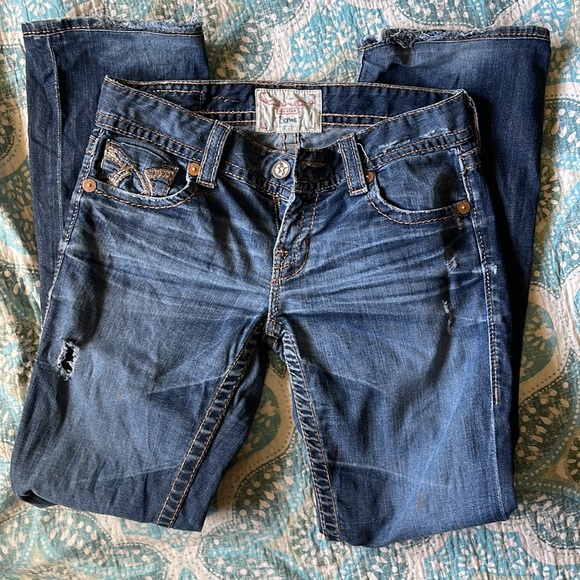 Big stars say 29L but they have been hemmed. Super cute but too short for me - Picture 5 of 12